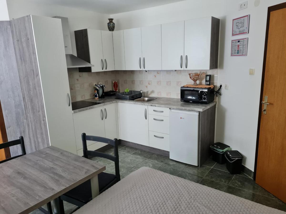 Apartma Jutersek 2+2 Libelice Esterno foto